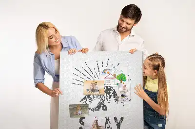 Nástenka s motívom Zostaň divokou horou