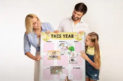 Korková tabuľa s ročným kalendárom