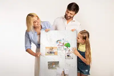 Nástenka so štýlovým mramorovým vzorom