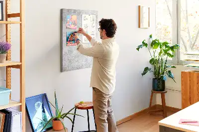 Korková tabuľa s motívom betónovej steny