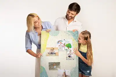 Korková tabuľa s dekoratívnym rámom