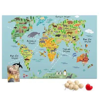 Nástenka do detskej izby Mapa sveta so zvieratami