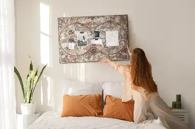 Korková nástenka s motívom antickej mapy