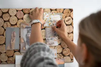Nástenka do detskej izby s motívom vínnych štuplov