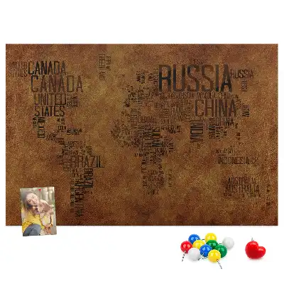 Nástenka do detskej izby s mapou sveta a názvami krajín