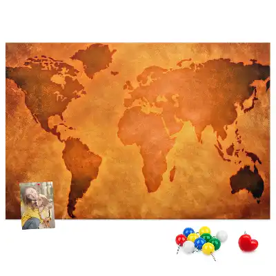 Veľká korková nástenka s mapou sveta
