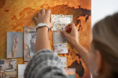 Veľká korková nástenka s mapou sveta