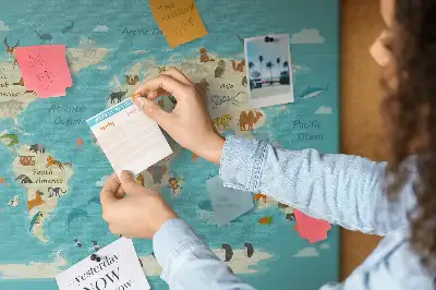 Nástenka do detskej izby Mapa sveta zvierat