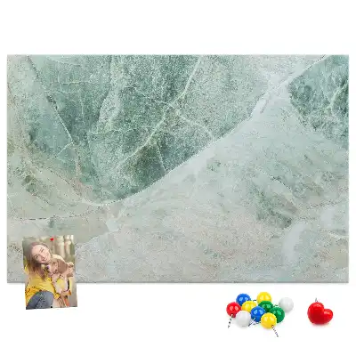 Korková nástenka s povrchom mramor