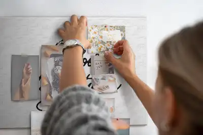 Korková nástenka s motivačným citátom