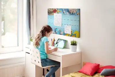 Korková nástenka s námorníckymi dekoráciami
