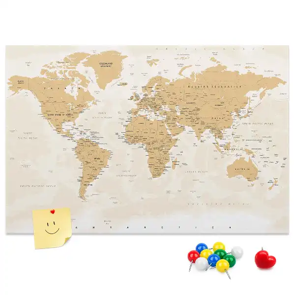 Korková nástenka s politickou mapou sveta