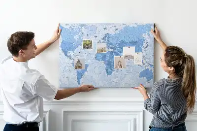 Nástenka do detskej izby s politickou mapou kontinentov