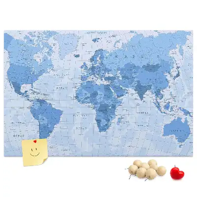 Nástenka do detskej izby s politickou mapou kontinentov