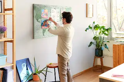 Korková nástenka mapa sveta so štátnymi hranicami
