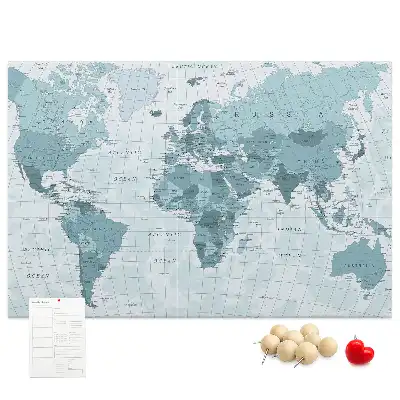 Korková nástenka s mapou sveta