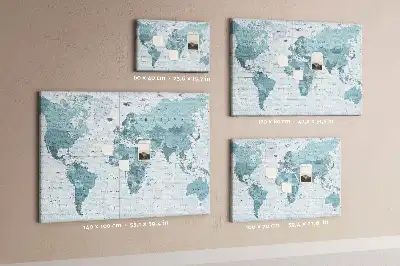 Korková nástenka s mapou sveta