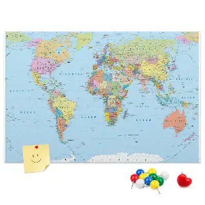 Korková nástenka s mapou sveta