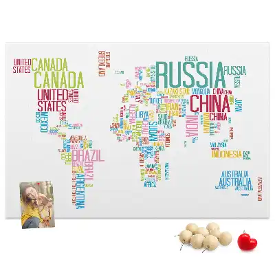 Nástenka do detskej izby s mapou sveta a názvami štátov