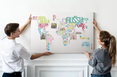 Nástenka do detskej izby s mapou sveta a názvami štátov