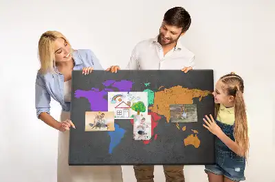 Korková nástenka v tvare kontinentov