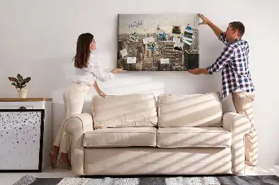 Korková nástenka s motívom krajiny a mesta