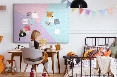 Nástenka do detskej izby s pastelovým vzorom