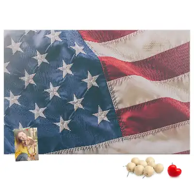 Nástenka do detskej izby s motívom americkej vlajky