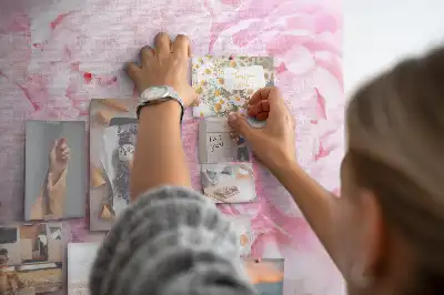 Korková nástenka s floristickým motívom rozkvetu