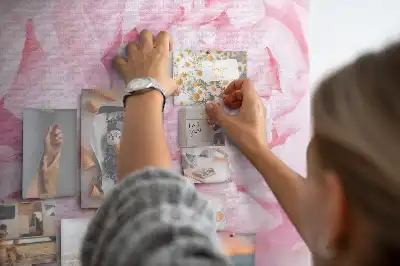 Korková nástenka s floristickým motívom rozkvetu