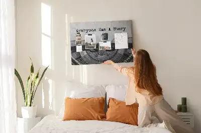 Korková nástenka Každý má príbeh