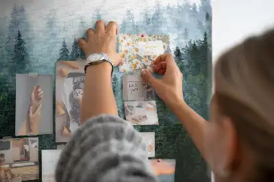 Nástenka do detskej izby Hmlistý les