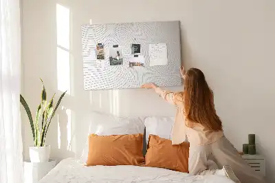 Nástenka do detskej izby s abstraktnými líniami