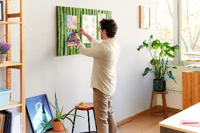 Korková nástenka s bambusovým rámom