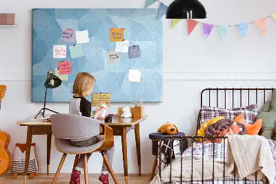 Nástenka do detskej izby s motívom geometrických abstraktných trojuholníkov