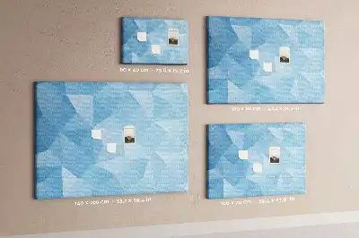 Nástenka do detskej izby s motívom geometrických abstraktných trojuholníkov