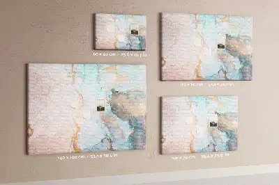 Korková nástenka s abstraktným motívom