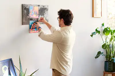Nástenka do detskej izby s motívom mapy v dizajne architektonického betónu