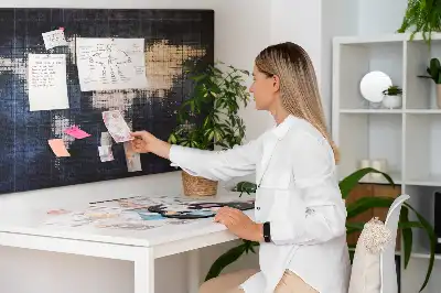 Nástenná nástenka do detskej izby Geometrický obrys sveta