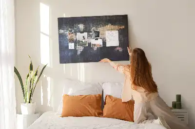 Nástenná nástenka do detskej izby Geometrický obrys sveta