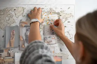 Nástenka do detskej izby Zostarnutý vintage atlas sveta