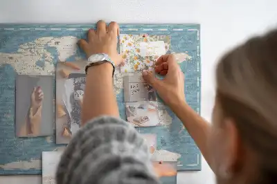 Nástenka do detskej izby s motívom historického atlasu