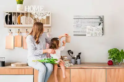 Nástenka do detskej izby s prírodnou kresbou dreva
