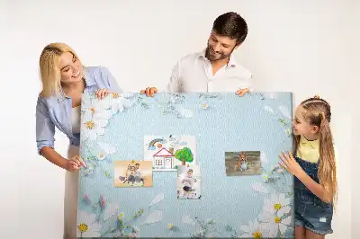 Korková nástenka s kvetinovým rámom