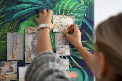Korková nástenka s motívom exotických listov