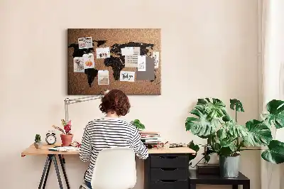 Nástenka do detskej izby s minimalistickým obrysom kontinentov