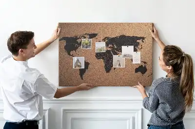 Nástenka do detskej izby s minimalistickým obrysom kontinentov