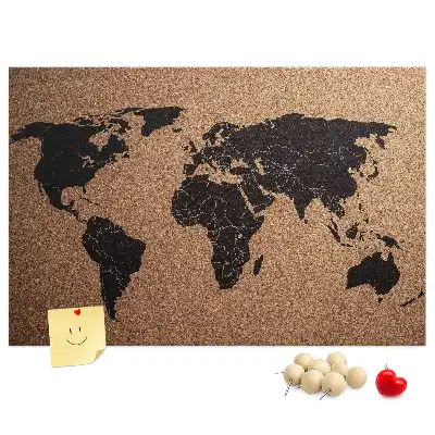 Nástenka do detskej izby s minimalistickým obrysom kontinentov