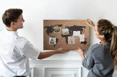Nástenka do detskej izby s minimalistickým obrysom kontinentov