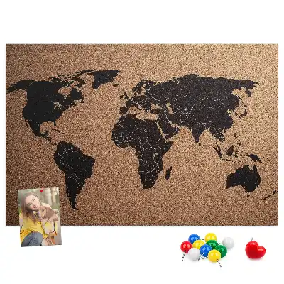 Nástenka do detskej izby s minimalistickým obrysom kontinentov